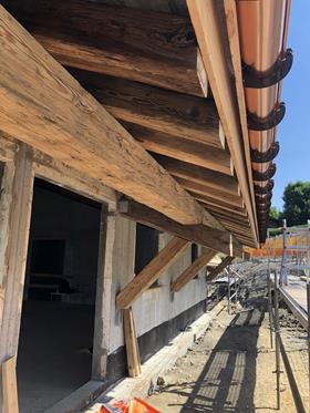 CONSTRUCTION EN COURS CHALET EN VIEUX BOIS